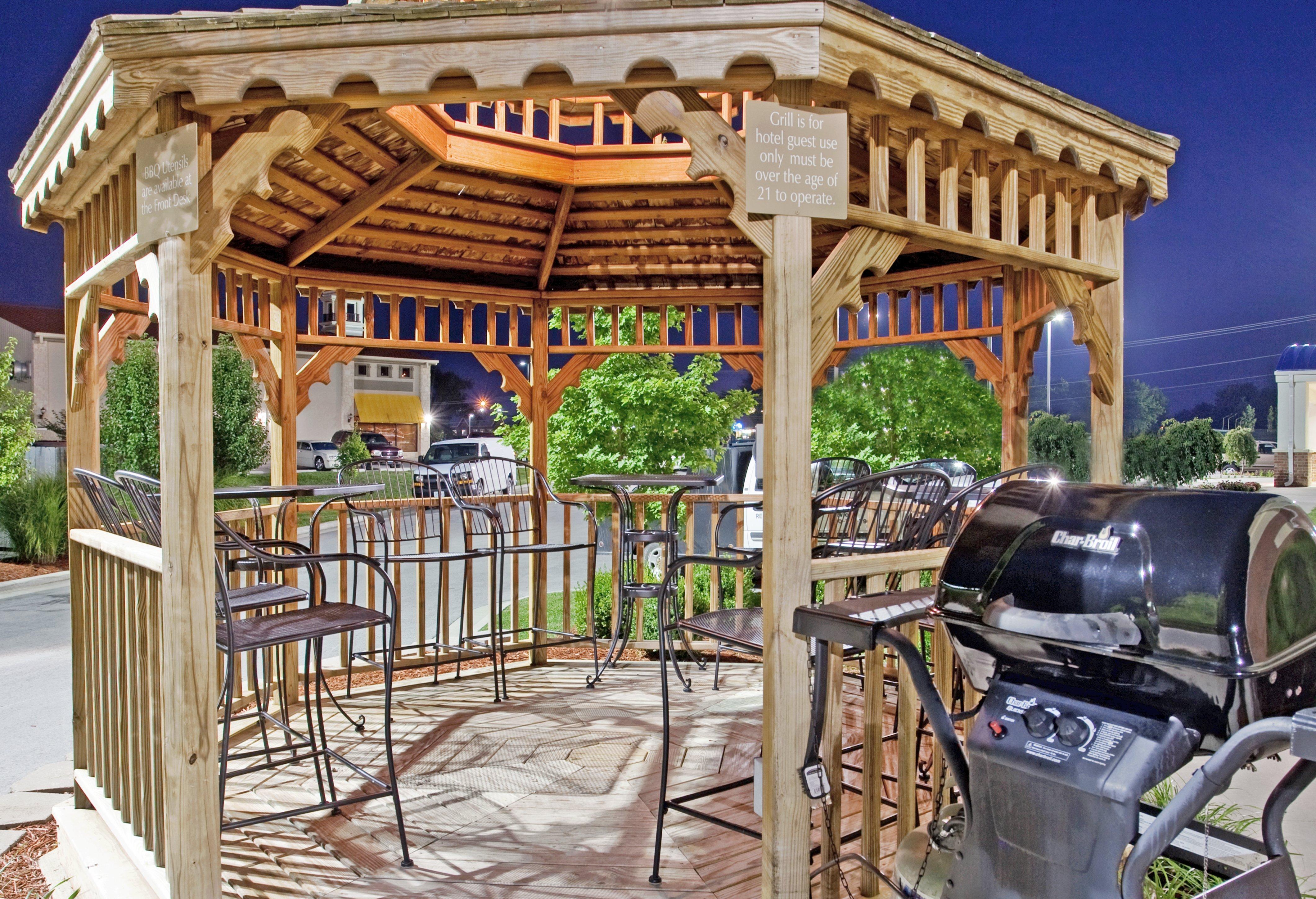 Hotel Candlewood South By Ihg Springfield