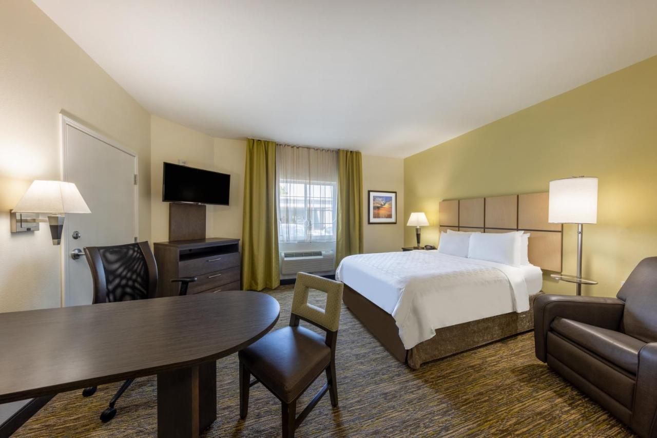 Hotel Candlewood South By Ihg 3*